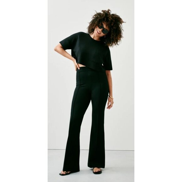 NWT SPANX SPANXsmooth PerfectFit Ponte Flare Black Pants-sz 3XL - Picture 1 of 9